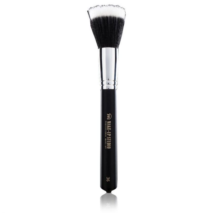 Make-up Studio Nr. 36 Foundation Polish Brush main product photo